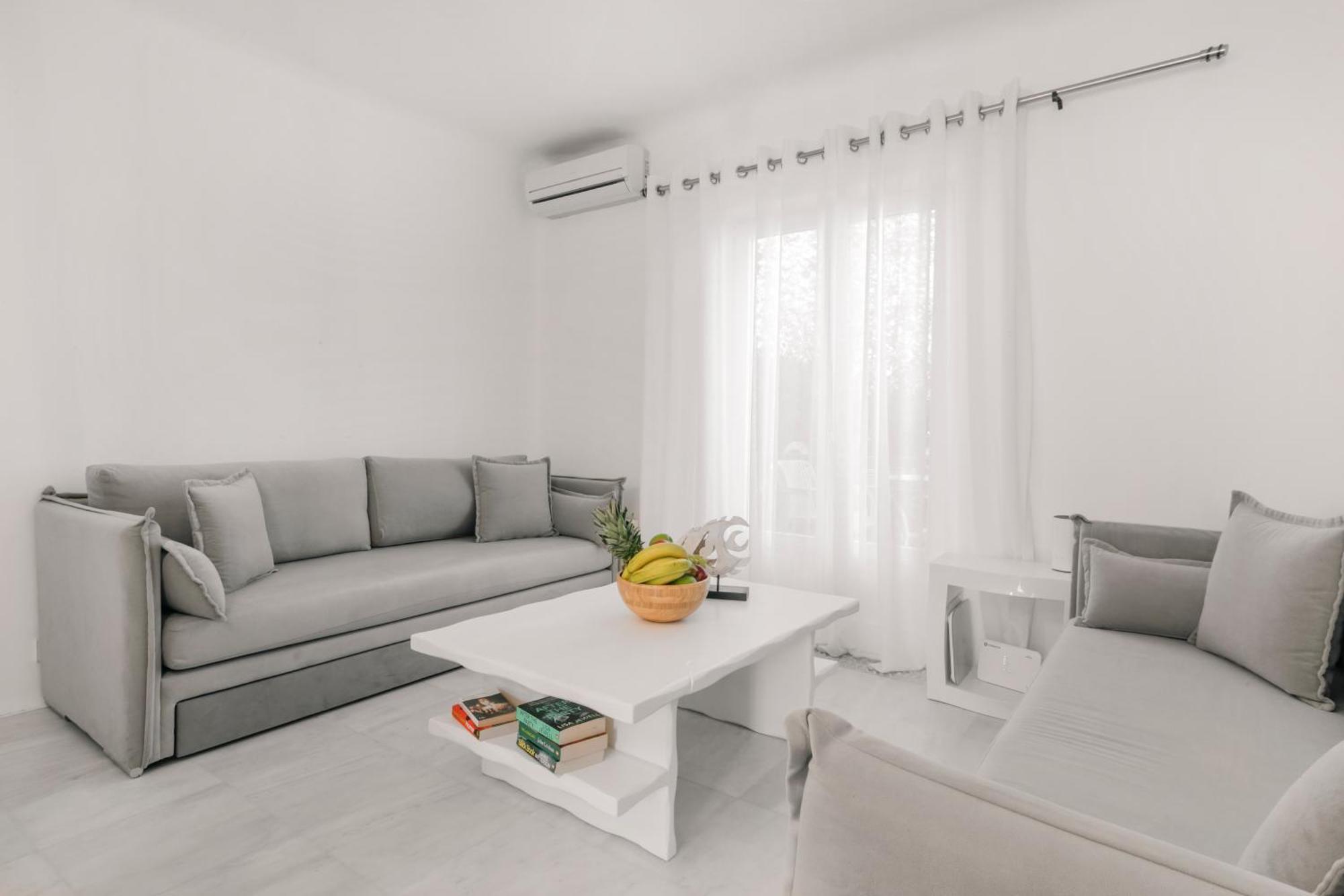 Private Town Apartments By Mykonos Eight Mykonos Town Екстер'єр фото