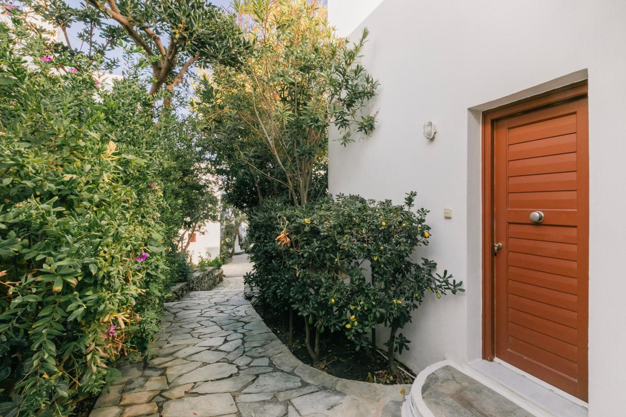 Private Town Apartments By Mykonos Eight Mykonos Town Екстер'єр фото
